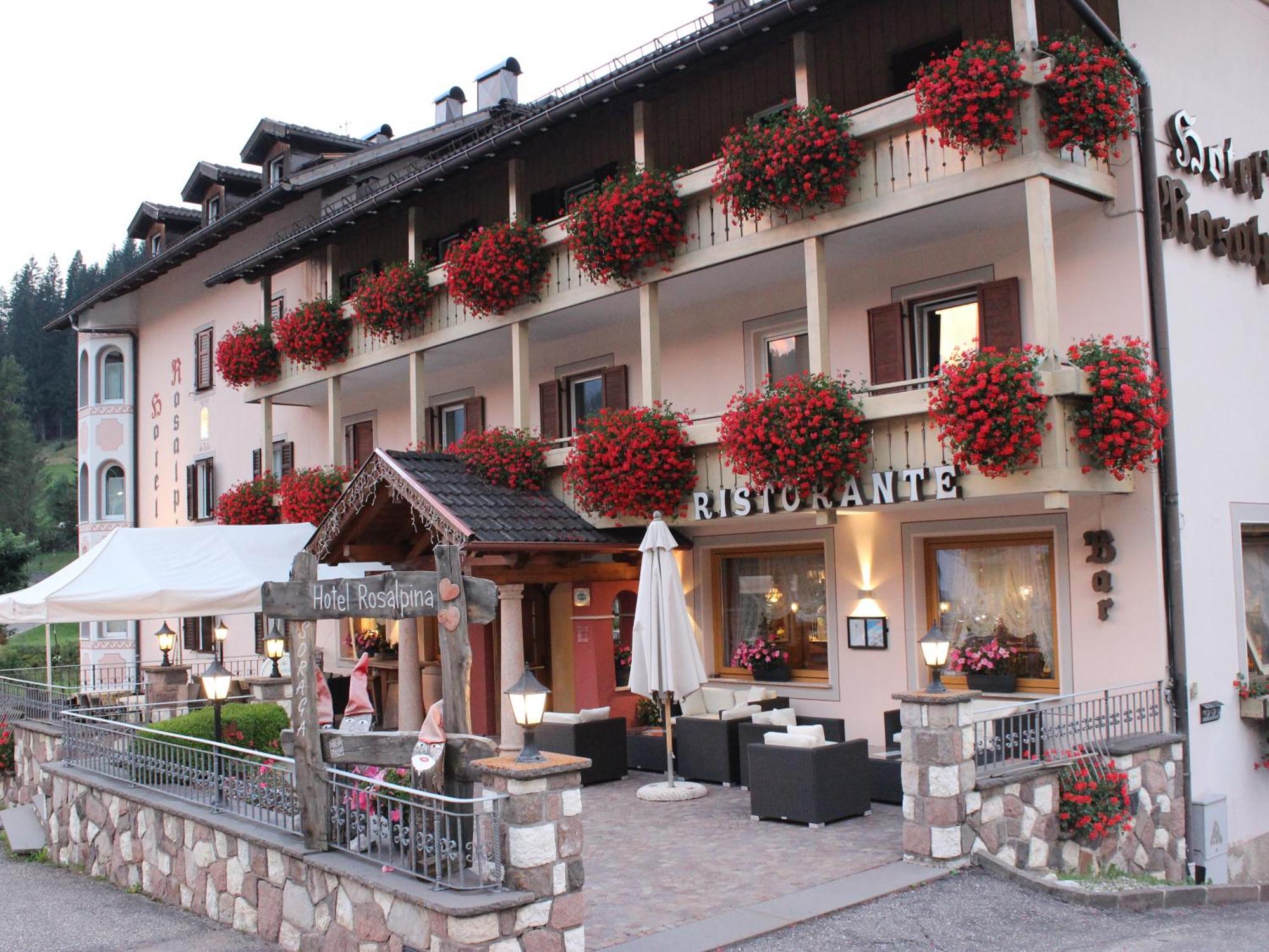 Hotel Rosalpina Soraga Dış mekan fotoğraf